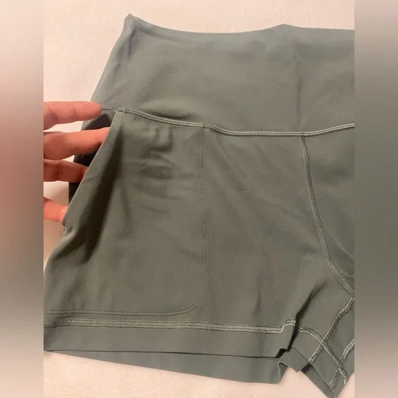 Lululemon Align Classic-Fit High-Rise Short 3" Dark Forest Size 10 - Picture 6 of 10
